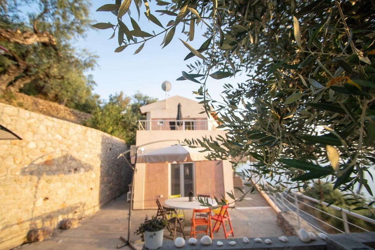Messinian Sunset Villa Kalamáta Buitenkant foto
