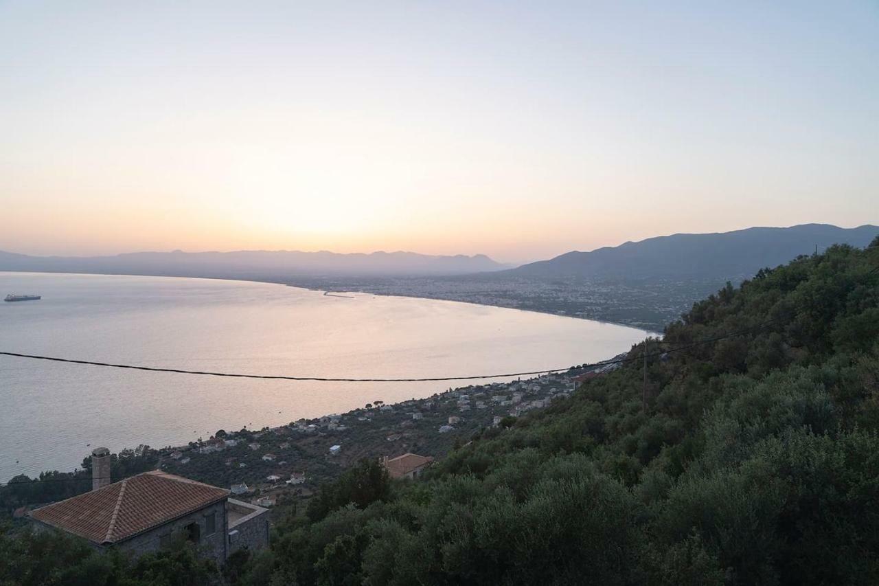 Messinian Sunset Villa Kalamáta Buitenkant foto