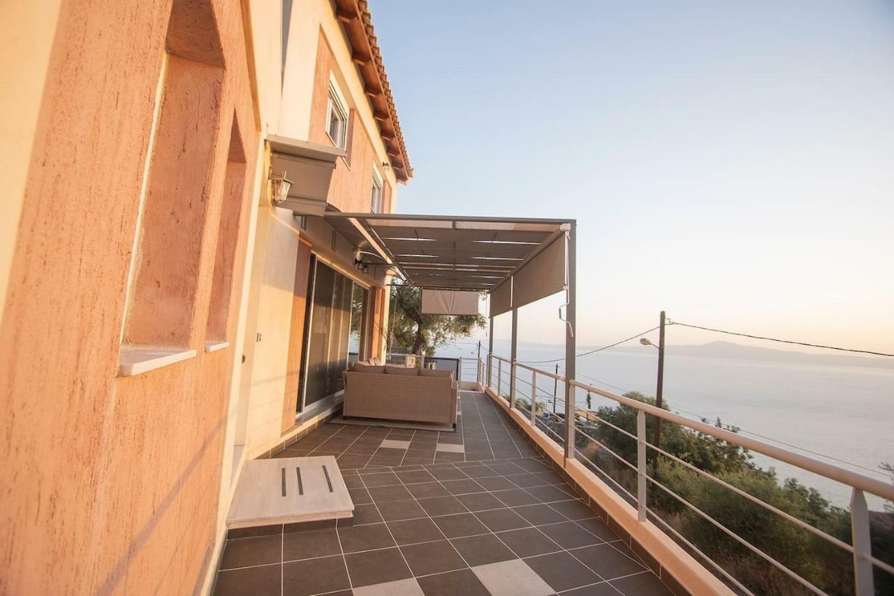 Messinian Sunset Villa Kalamáta Buitenkant foto